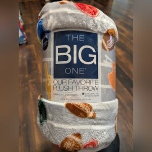 Football Plush Throw - Multicolor